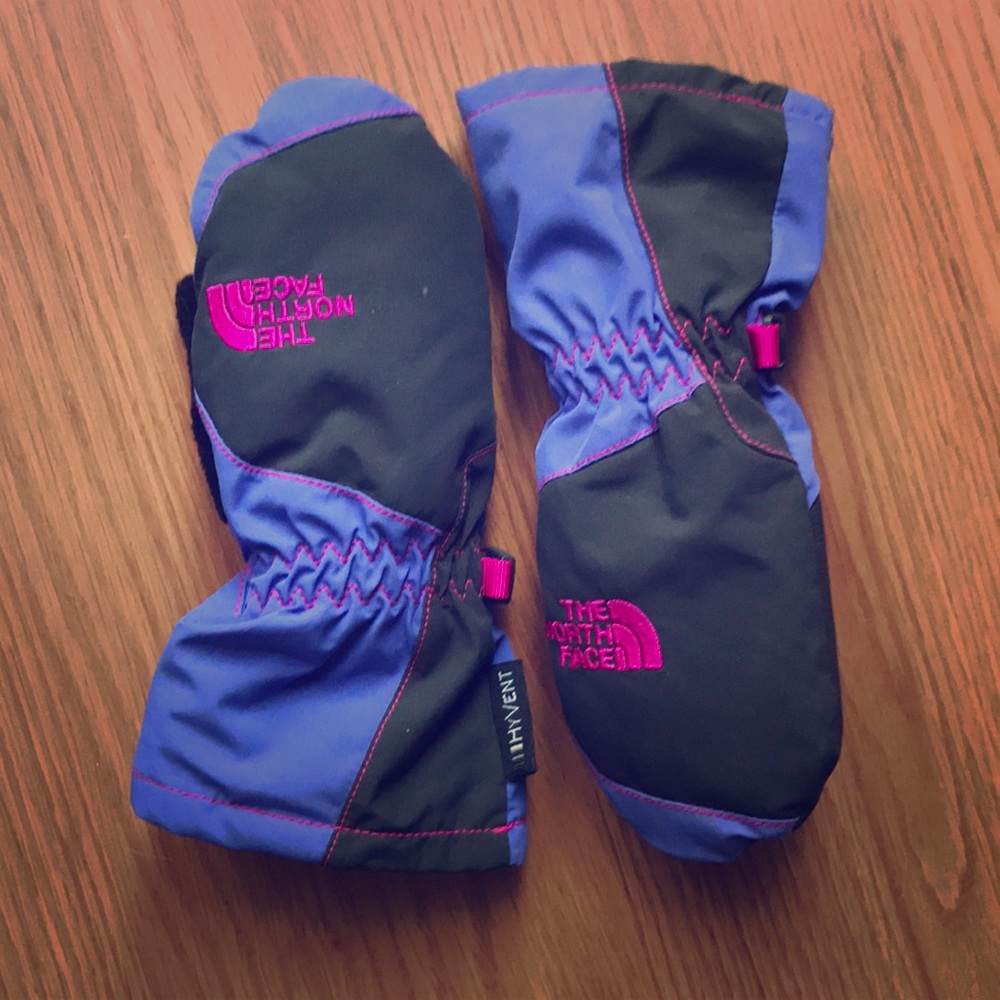Girls NorthFace Mittens